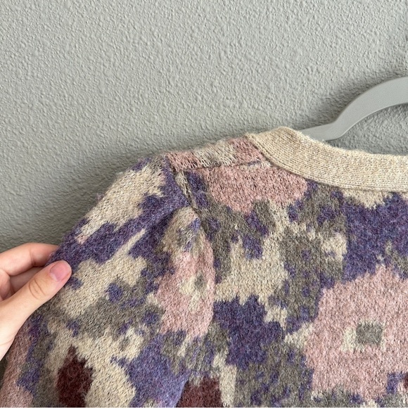 ASTR the Label Tan Pastel Print Cardigan Sweater XS - Picture 2 of 10